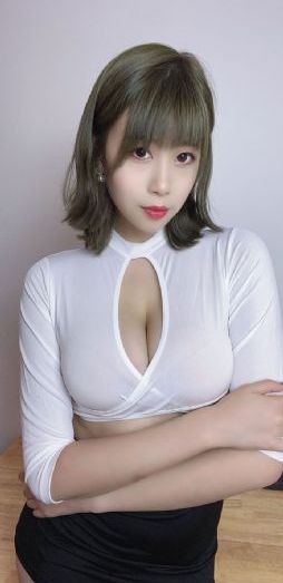黄瓜社区_BD高清迅雷在线观看